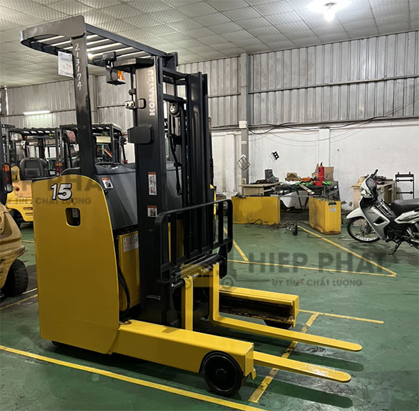 ban-xe-nang-dien-dung-lai-cu