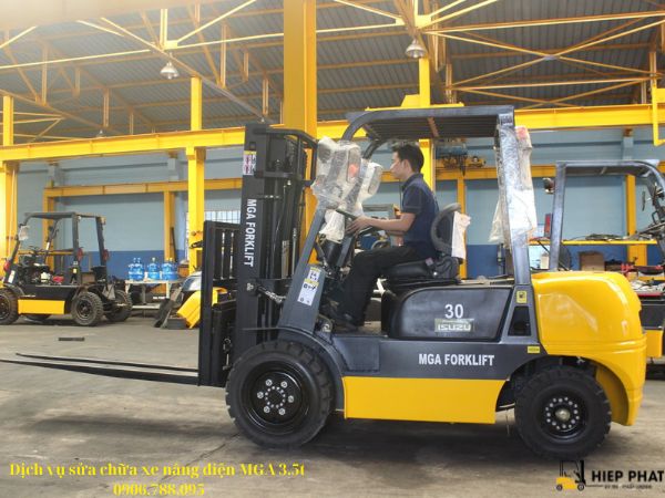 Dịch vụ sửa chữa xe nâng điện mga 3.5t