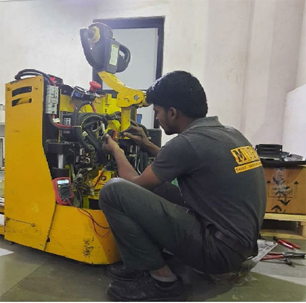 sửa xe nâng pallet mover điện
