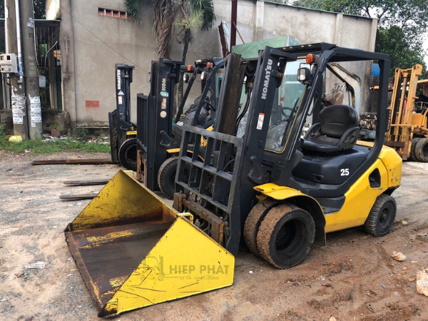 Các dòng xe nâng Yale đa dạng: điện đứng lái, ngồi lái, dầu, gas