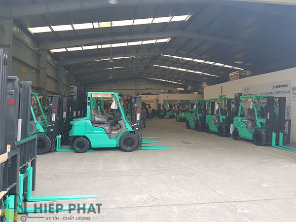 xe-nang-dau-mitsubishi-1.8-tan-FD18t-2005