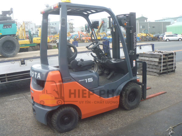 cho-thue-xe-nang-quan-12