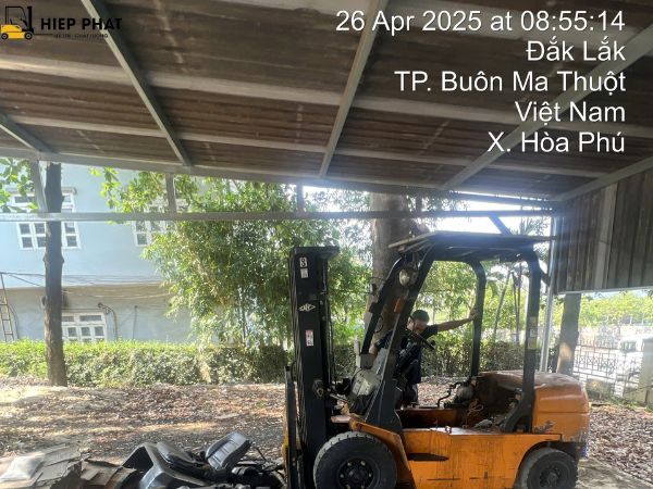 Đội ngũ kỹ thuật sửa chữa xe nâng tận nơi tại Đắk Lắk
