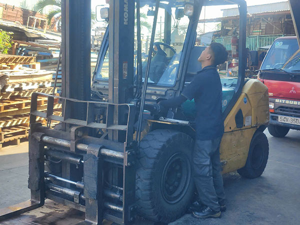 sửa xe nâng tại Đồng Nai tận nơi