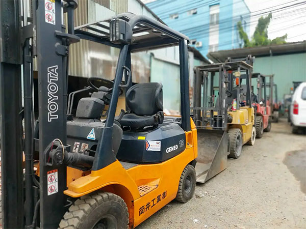 Sửa đa dạng hãng xe nâng tại Long Thành