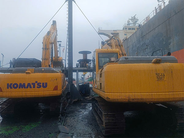sửa chữa xe xúc lật tại Long An