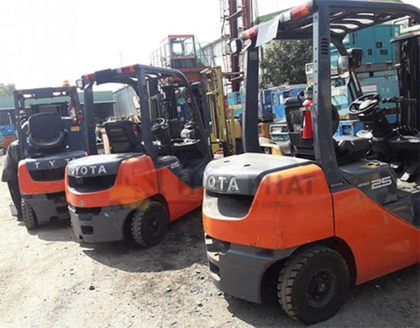 xe-nang-toyota-cu