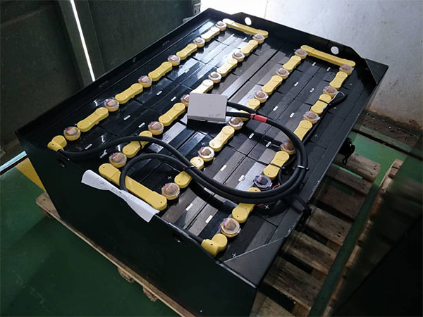 ắc quy xe nâng gs yuasa