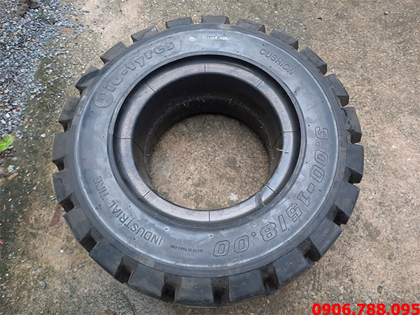Lốp xe nâng thương hiệu PIO
